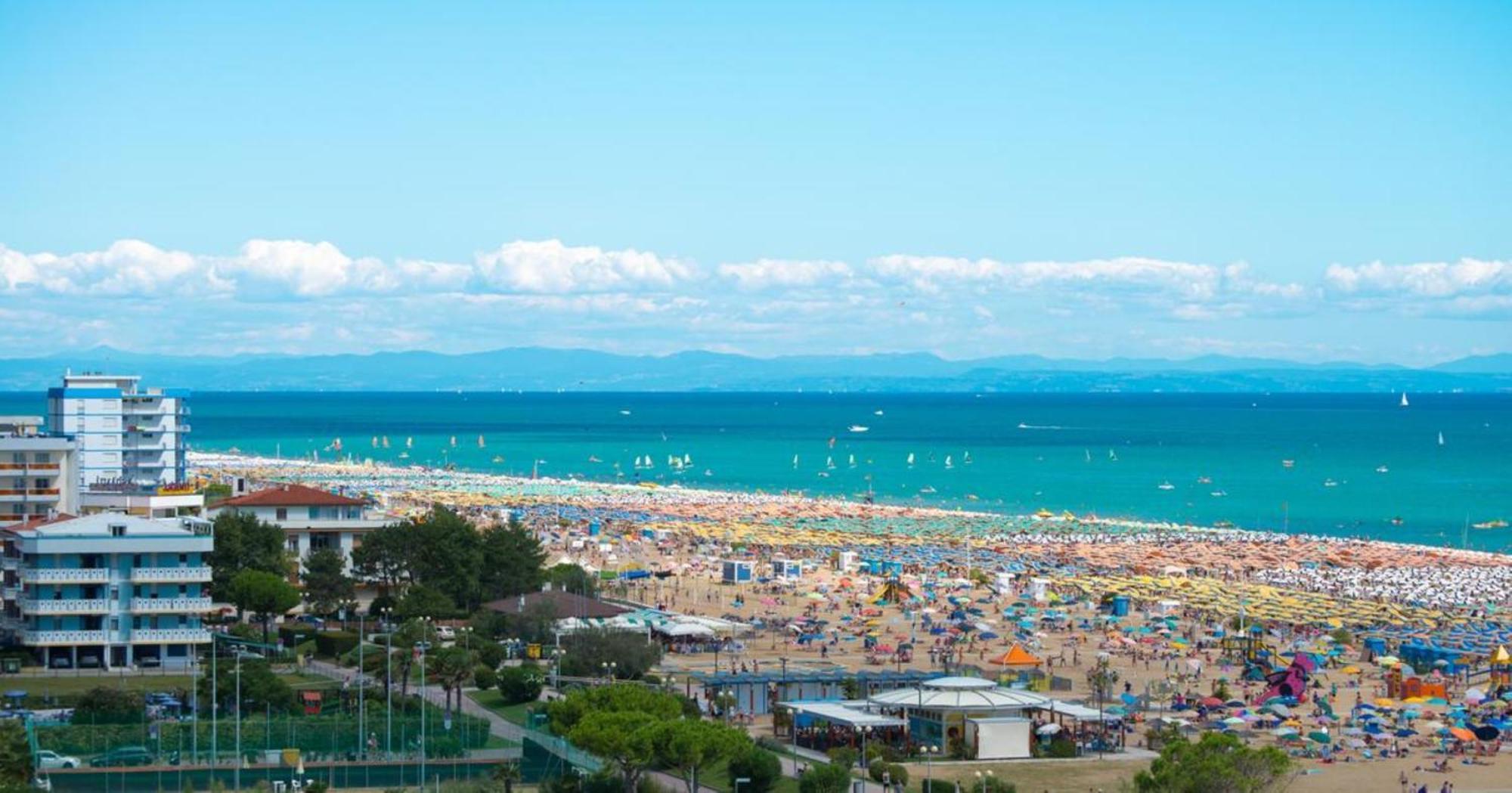 Nice Two-Bedroom Apartment 150M From The Beach Bibione Exterior foto
